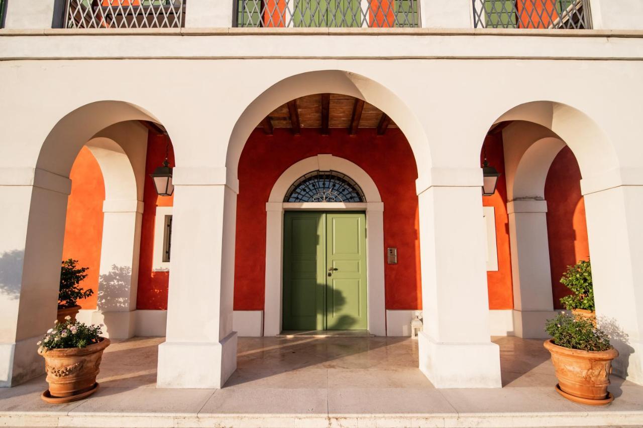 Villa San Pietro Desenzano del Garda Exterior photo